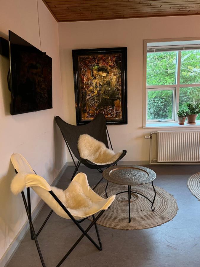 Room 8 - Hawkraft Kulturhotel Vestervig Экстерьер фото